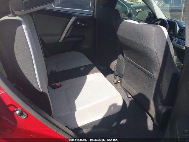 JTMWFREVXJD117418 Toyota Rav4 Adventure/xle