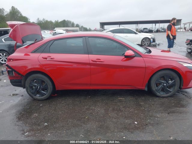 KMHLM4AJ0PU053229 Hyundai Elantra Hybrid Blue