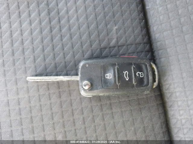 3VW267AJ6GM216401 Volkswagen Jetta 1.4t S