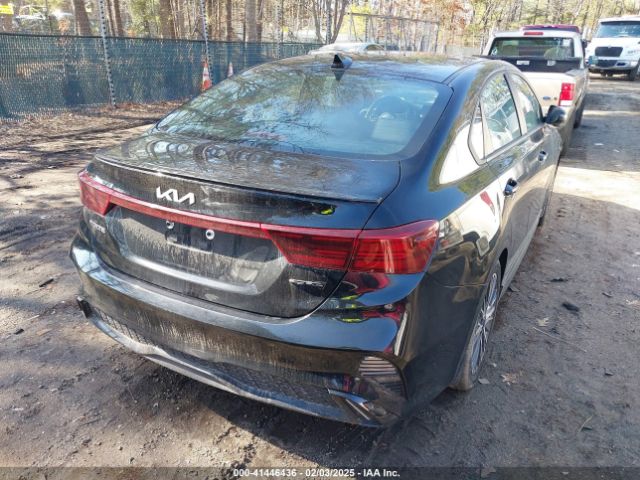 3KPF54AD1PE529267 KIA Forte Gt-line