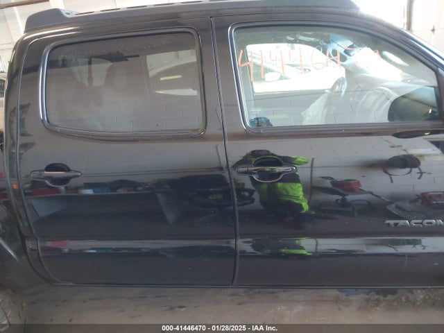 Toyota Tacoma Double Cab 2014 3TMLU4EN6EM162605 Image 13