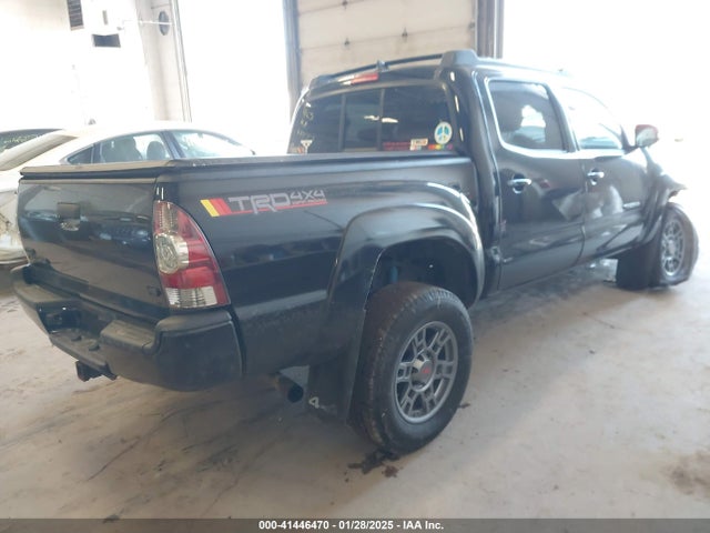 Toyota Tacoma Double Cab 2014 3TMLU4EN6EM162605 Image 4