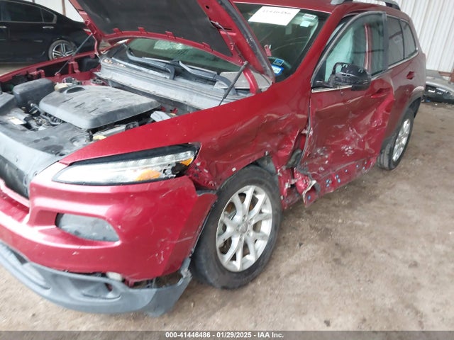 1C4PJLCS5EW252678 Jeep Cherokee Latitude