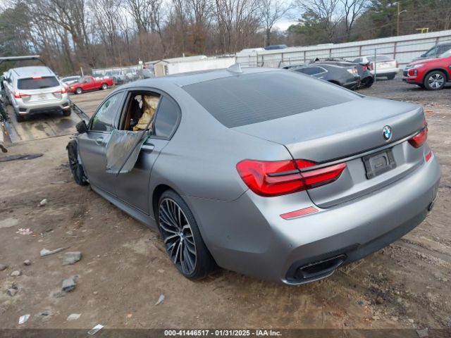 2018 BMW 750I WBA7F0C55JGM23778 Photo 2