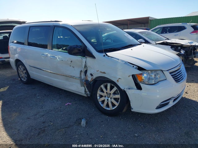 Chrysler Town & Country Touring 2016 2C4RC1BG4GR289169 головне зображення