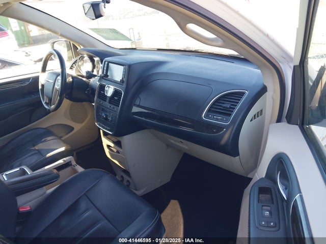 2C4RC1BG4GR289169 Chrysler Town & Country Touring