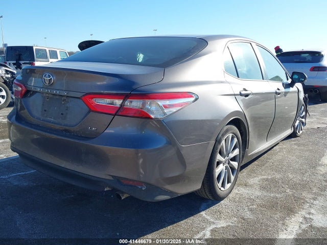 4T1B11HK2JU109616 Toyota CAMRY LE
