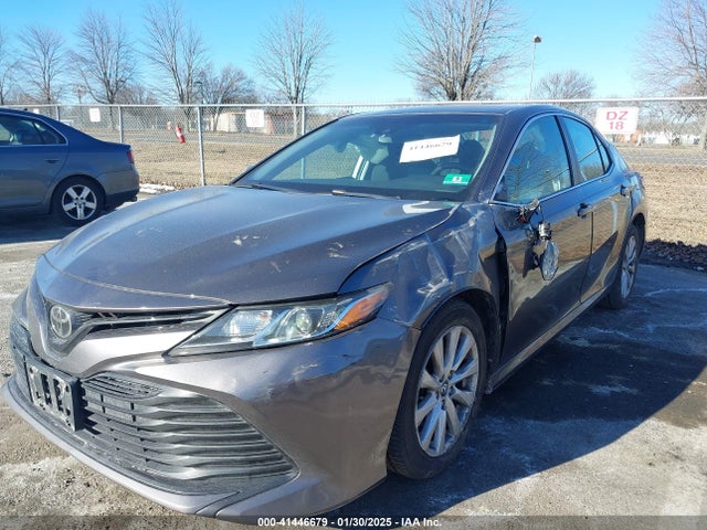 4T1B11HK2JU109616 Toyota CAMRY LE
