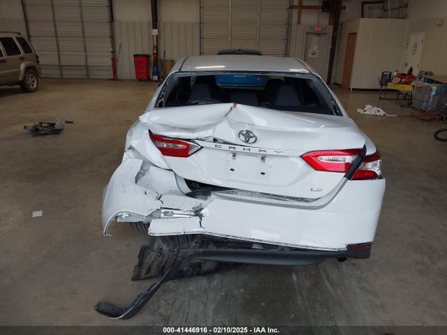 4T1B11HK1JU599594 Toyota CAMRY LE