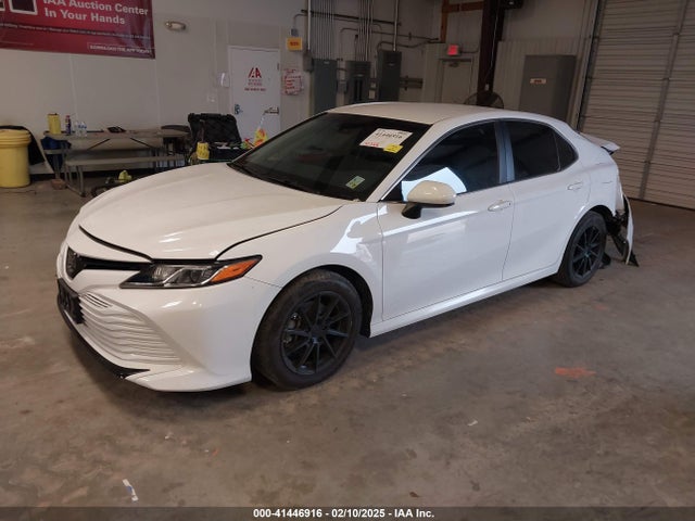 4T1B11HK1JU599594 Toyota CAMRY LE