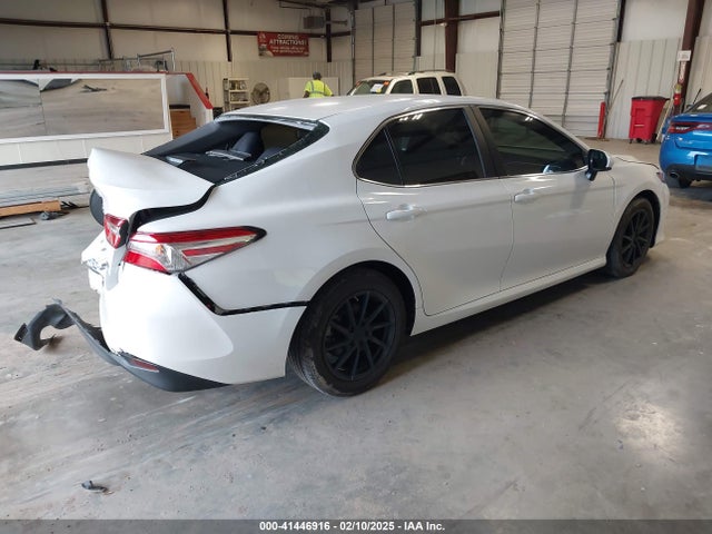 4T1B11HK1JU599594 Toyota CAMRY LE