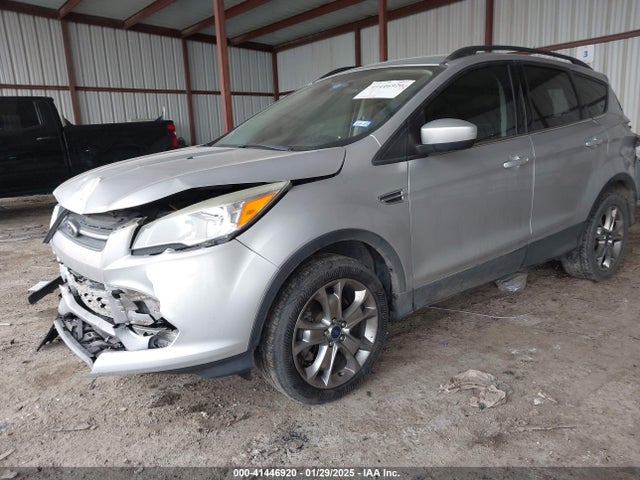 1FMCU9G96FUA69556 Ford ESCAPE SE