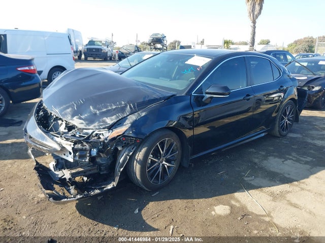 4T1T11AK7RU890725 Toyota CAMRY SE