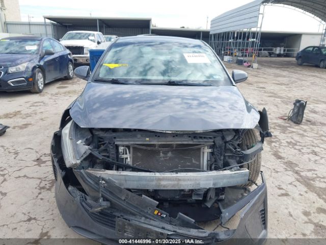 KMHC65LC4KU116243 Hyundai Ioniq Hybrid Blue