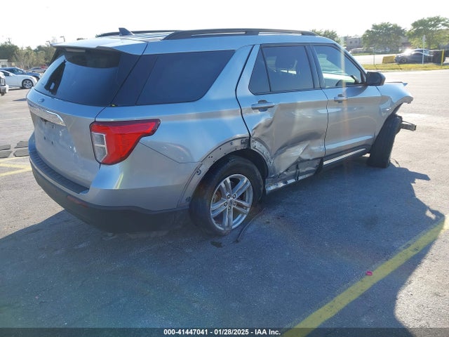 Ford EXPLORER XLT 2022 1FMSK7DHXNGB64992 Image 4