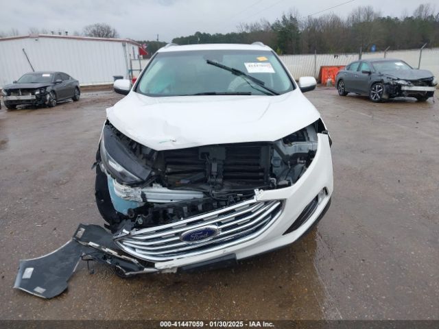2FMPK3K93LBB16863 Ford Edge Titanium