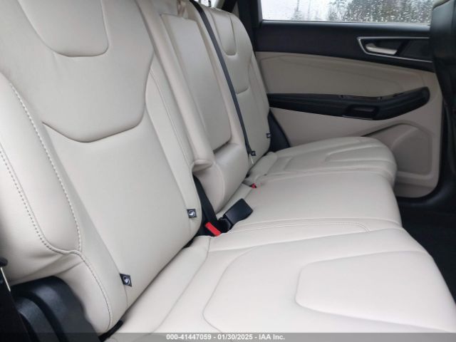 2FMPK3K93LBB16863 Ford Edge Titanium