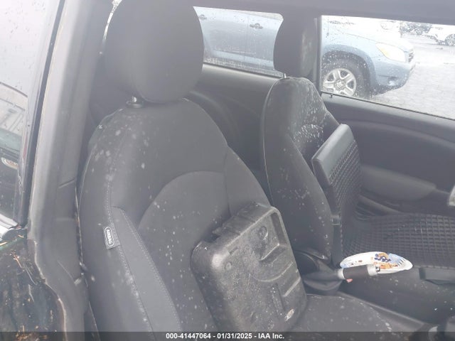 2008 MINI COOPER WMWMF33598TU68650 Photo 7