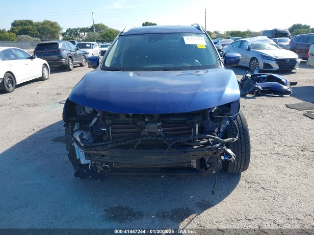 JN8AT2MT5KW256070 Nissan ROGUE SV