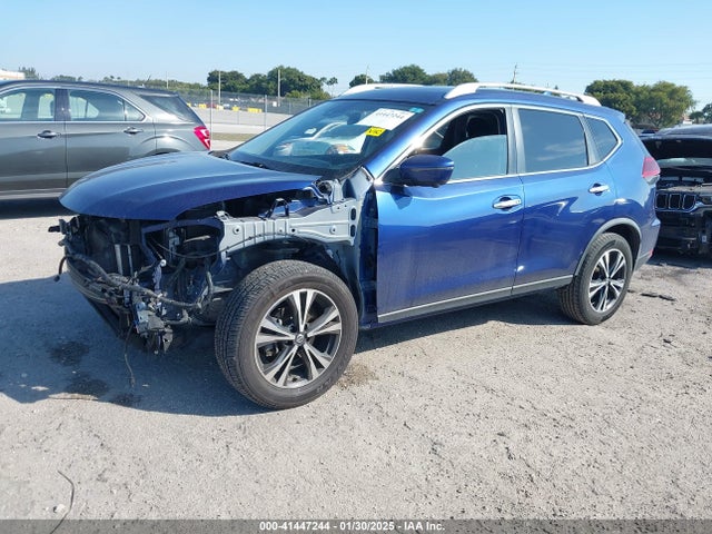 JN8AT2MT5KW256070 Nissan ROGUE SV
