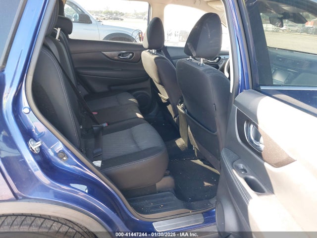 JN8AT2MT5KW256070 Nissan ROGUE SV