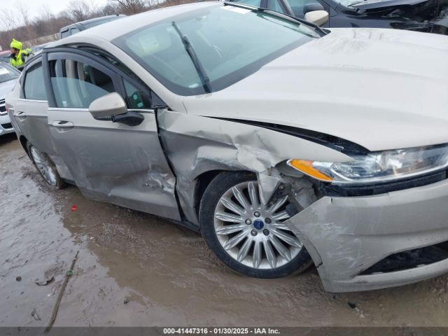 3FA6P0UU4FR111409 Ford Fusion Hybrid S