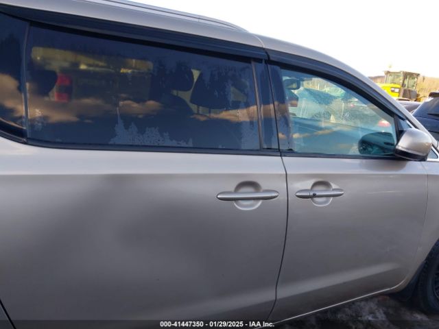 KNDMC5C11G6159210 KIA SEDONA EX