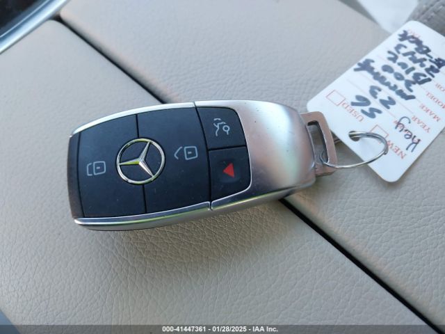 W1N0G8DB4NG112443 Mercedes-Benz Glc 300 Suv