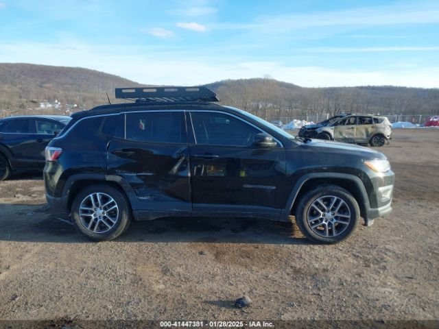3C4NJDBB5JT117506 Jeep Compass Latitude 4x4