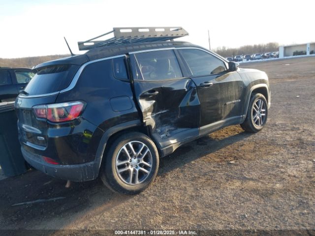 3C4NJDBB5JT117506 Jeep Compass Latitude 4x4