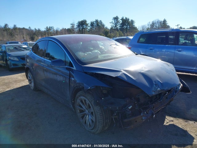 2018 TESLA MODEL X 5YJXCBE27JF088737 Photo 0