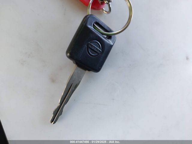 3N6CM0KN2GK693227 Nissan Nv200 S