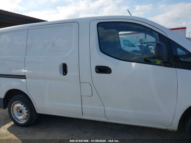 3N6CM0KN2GK693227 Nissan Nv200 S