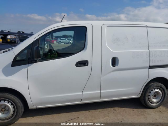 3N6CM0KN2GK693227 Nissan Nv200 S