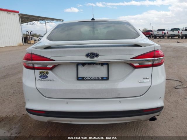 3FA6P0HD7JR232888 Ford FUSION SE