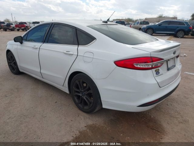 3FA6P0HD7JR232888 Ford FUSION SE