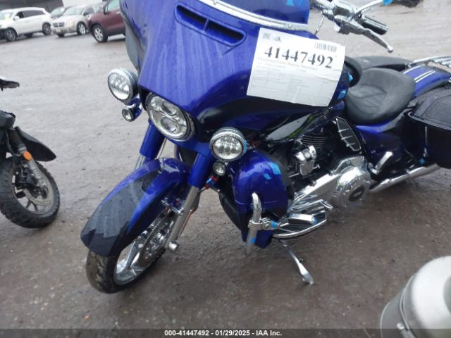 2017 HARLEY-DAVIDSON FLHXSE 1HD1PXF17HB961198 Photo 1