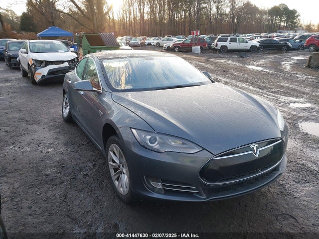 2013 TESLA MODEL S 5YJSA1DP3DFP08141 Photo 0