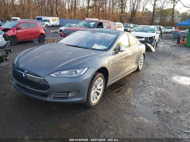2013 TESLA MODEL S 5YJSA1DP3DFP08141 Photo 1