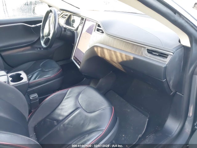 2013 TESLA MODEL S 5YJSA1DP3DFP08141 Photo 4