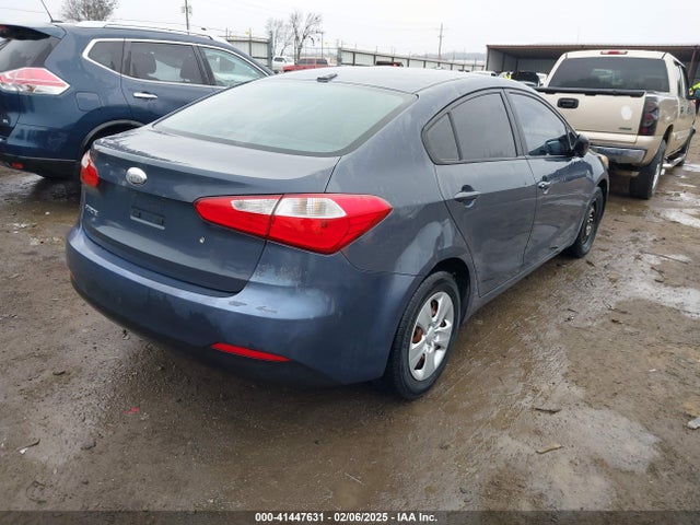 KNAFK4A6XE5059482 KIA FORTE LX