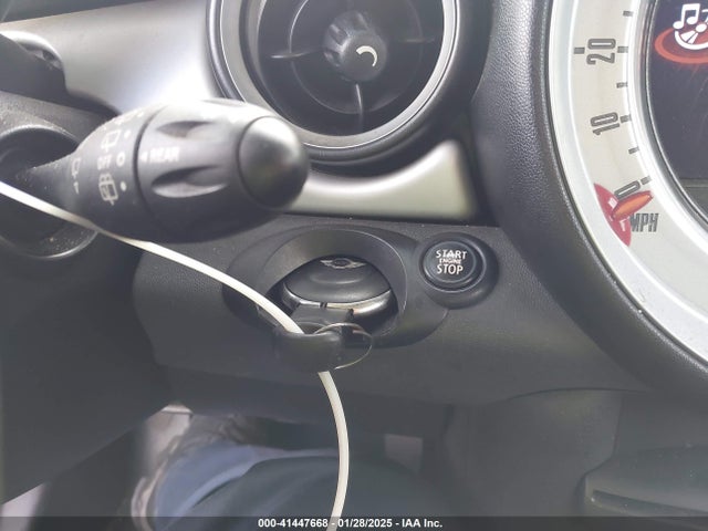 2011 MINI COOPER WMWSU3C5XBT251760 Photo 10