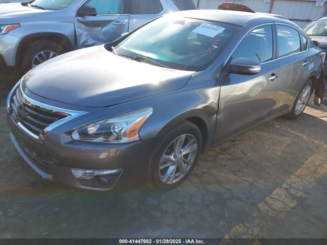 Nissan Altima 2.5 Sv 2015 1N4AL3AP7FC438052 Image 2