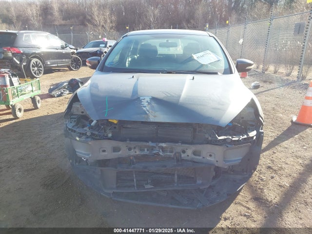 Ford FOCUS SE 2016 1FADP3F29GL229069 Image 6