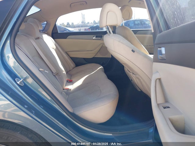 Hyundai SONATA SE 2016 5NPE24AF2GH355470 Image 8
