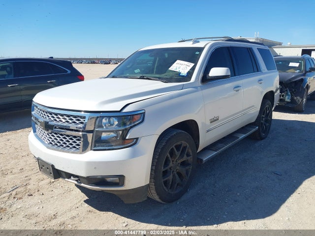 Chevrolet Tahoe Lt 2018 1GNSCBKC8JR128476 Image 2