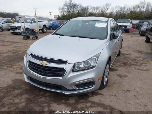 1G1PA5SH1F7156844 Chevrolet Cruze Ls Auto