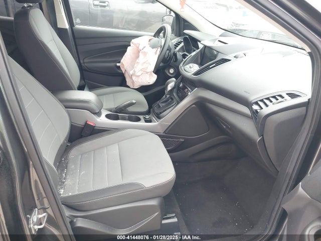 1FMCU0GX9GUB43872 Ford ESCAPE SE
