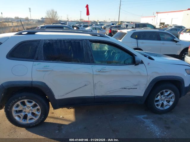 1C4PJMBX8KD313712 Jeep Cherokee Trailhawk 4x4