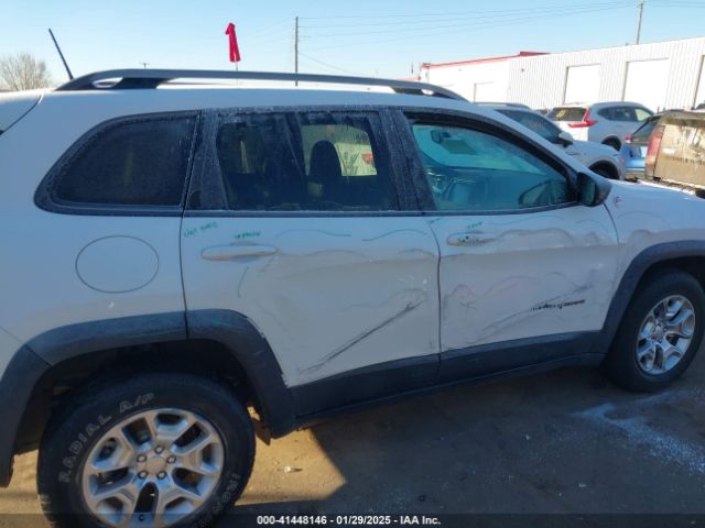 1C4PJMBX8KD313712 Jeep Cherokee Trailhawk 4x4